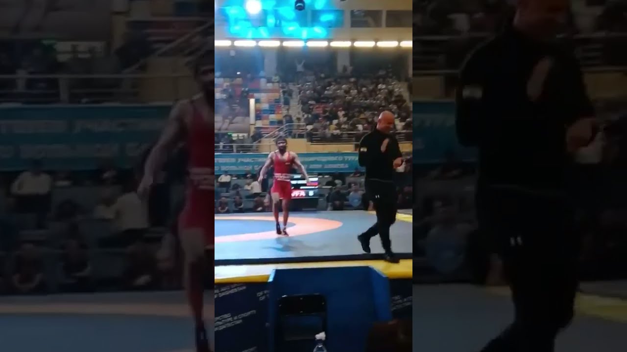 Bajrang Punia doing back flip on mat , after winning a wrestling match 😮🔥🇮🇳