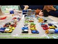 トミカ ひろ〜い駐車場のショッピングモールで遊んでみた