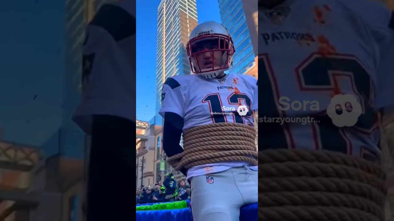 SEAHAWKS FANS GO CRAZY AT SUPERBOWL PARADE IN SEATTLE 