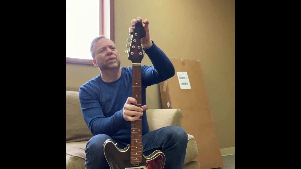 Collecting w/ Guitar Noob Ep 11 - YouTube