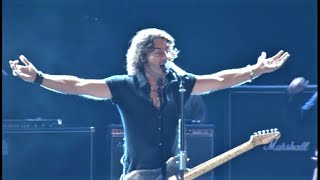 Video thumbnail of "Ligabue - Il giorno dei giorni (Live - Campovolo 2005)"