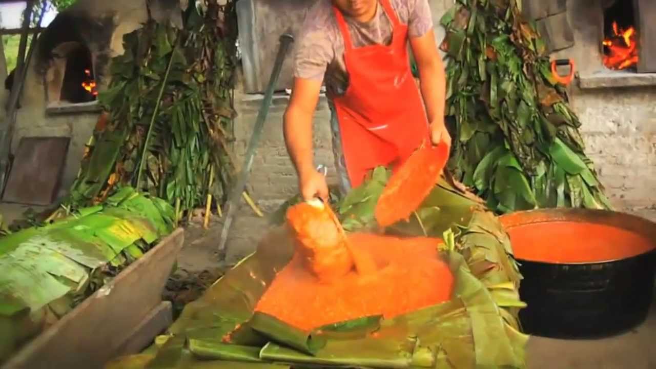Zacahuitl Platillo tipico de Poza Rica - YouTube