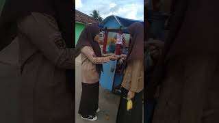 Download Lagu anak SMA menyerbu kantin di jam istirahat MP3