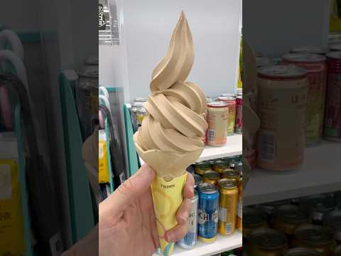 玫瑰鹽濃焦糖 官心你的食衣住行育樂???? 2025年11月13日 台中 ???? 雪淋霜 霜淇淋 伊布 寶可夢第二波聯名 手工焦糖醬 7-ELEVEN ice cream 7-11 松豪門市 7-E