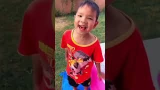 Teacher Beam wants to play in the water. 😅😅 screenshot 5