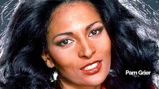 Pam Grier's TOPLESS Photos Left Everyone Speechless!