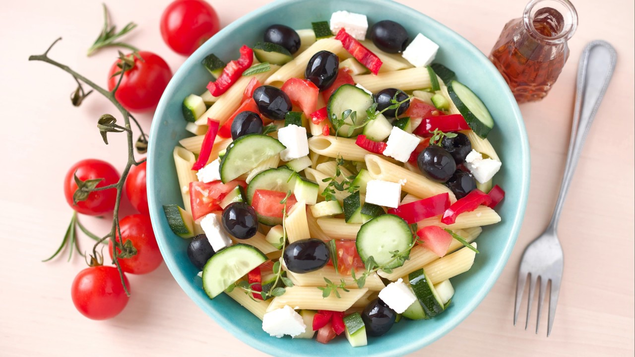 Recette Salade De Pates A La Grecque Youtube