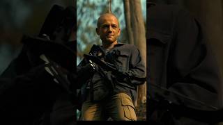 Женщина стала целью охотника на людей #shorts #фильм #netflix