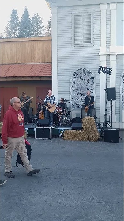 live-music-at-6-flags-new-england-youtube