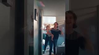 Download Lagu my aunt  did a video with me MP3