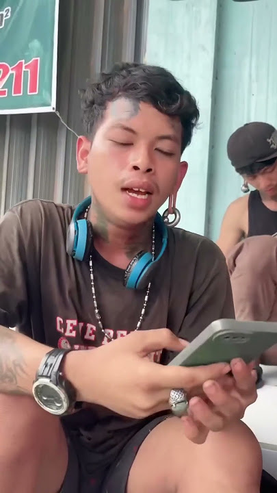 Lagu apa sih ini kok enak banget