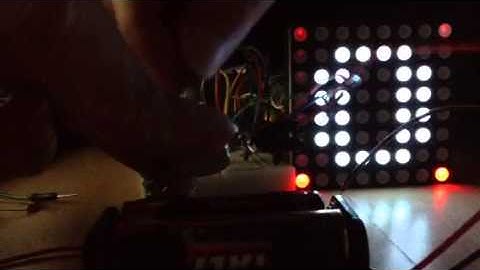 RGB8x8ドットマトリクスLEDでドット絵