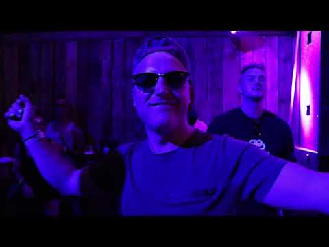Groovy Tunes 14