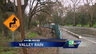 Rainy weather affects Sacramento traffic