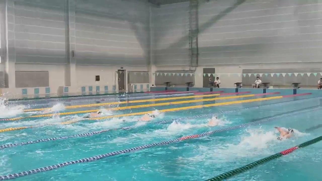 100 метров вольным стилем 