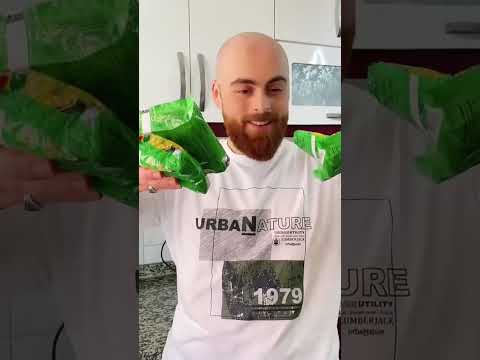 القط العجيب خالد أصلان المختار