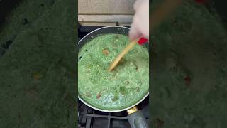 КРЕВЕТКИ СО ШПИНАТОМ