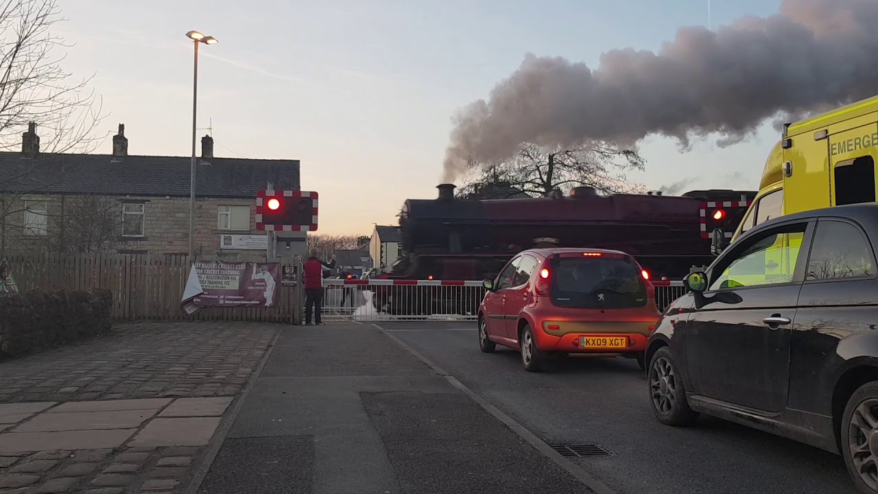 Clitheroe Low Moor Level Crossing (Lancashire) 24.02.2018. YouTube