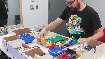 When Design Novices and LEGO^(®) Meet: Stimulating Creative Thinking for Interface Design