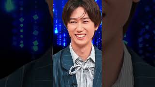 阿部亮平の上目遣い、反則すぎる…#目黒蓮, #FINEBOYS, #スノーマン