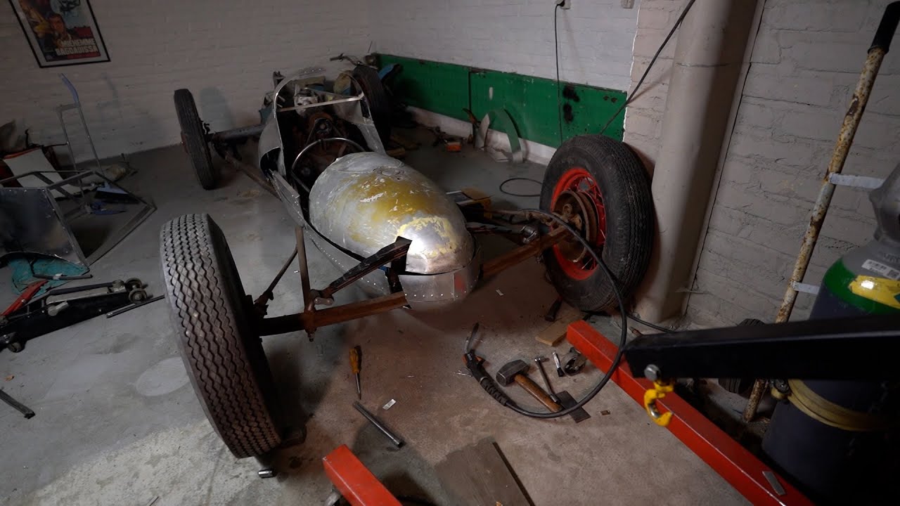 Rataspää Bellytank kilpurin rakennus alkaa!