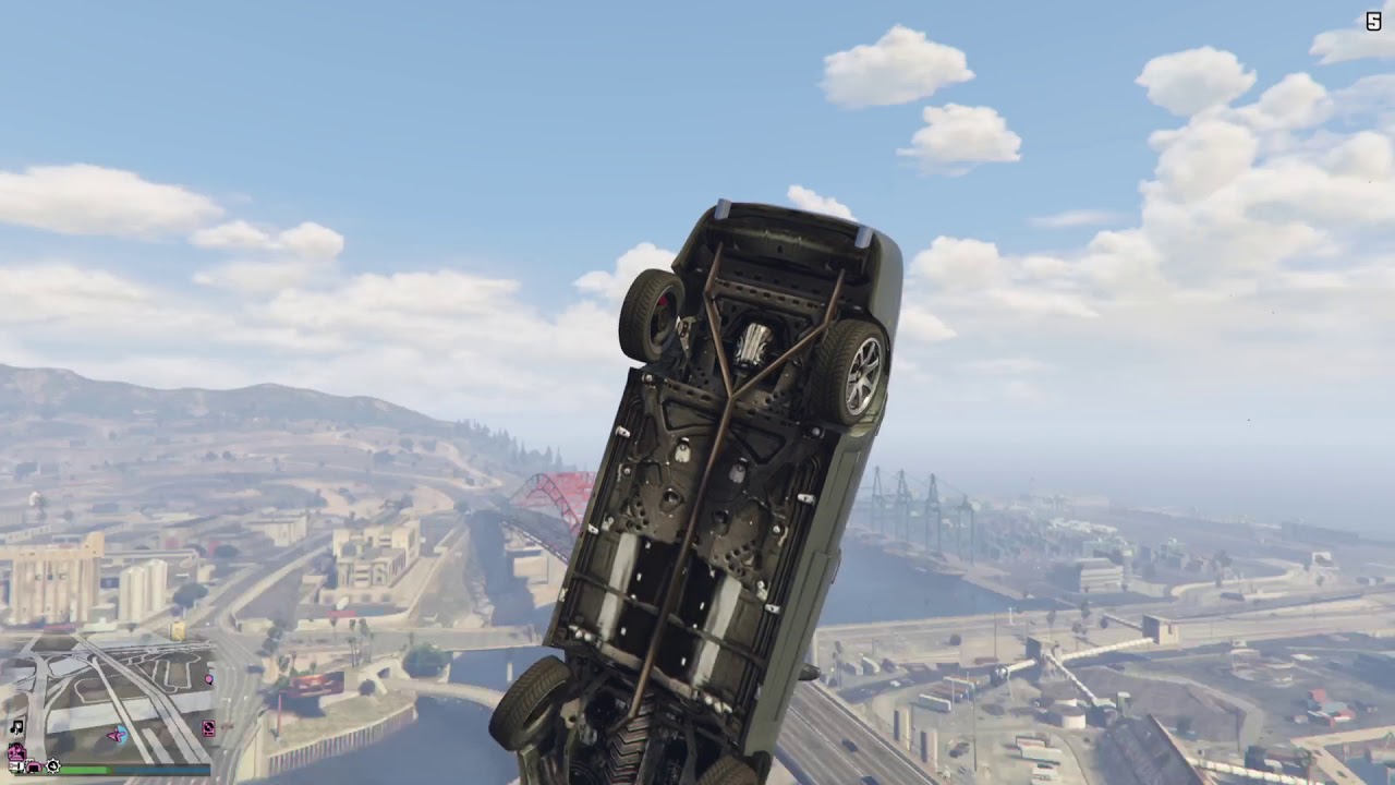 Messing around in gta V with friends - YouTube