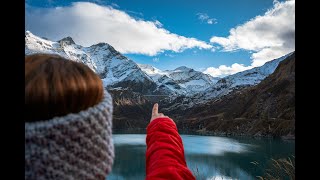 Peaceful soft guitar sound sleeping and  refreshing music with 4k images | Fearless soul |. screenshot 5