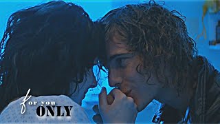 Mae & James | For you only