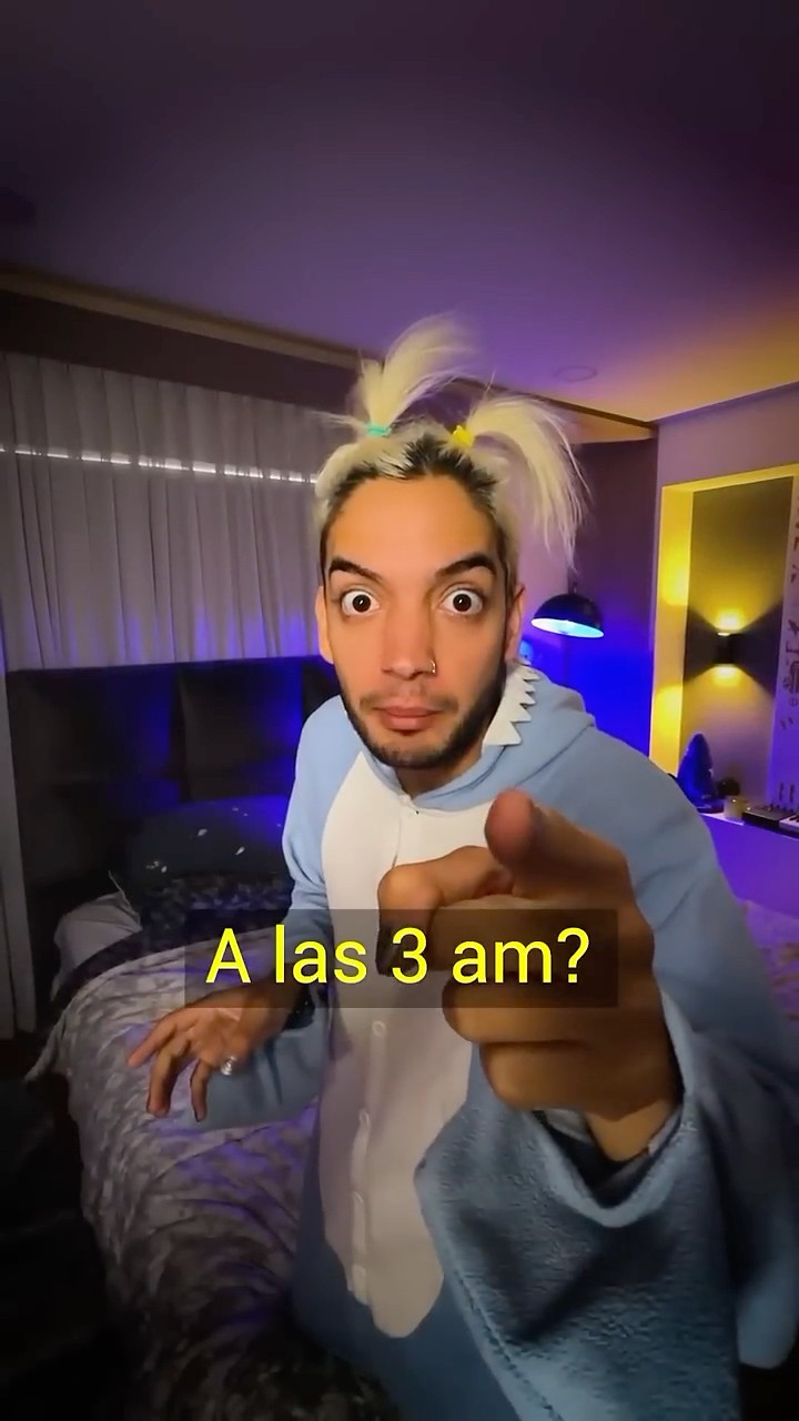 ME ATACÓ UN PAYASO EN LA NOCHE ?