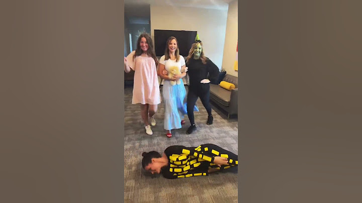 Follow the road with a twist #halloweenlook #groupcostume #wicked