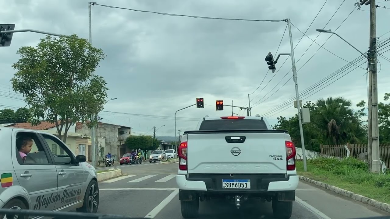 A cidade amanheceu  de baixo de muita chuva 