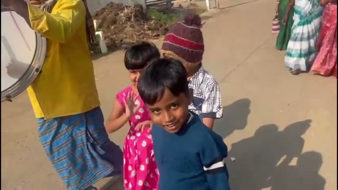 ನನ್ನ ಅಜ್ಜಿಯ ಪುಣ್ಯ ಸ್ಮರಣೆ ವಿಶೇಷ ಲಗ್  ಸವಿ ನೆನಪಿಗೋಸ್ಕರ ಮಿಸ್ ಯು ಅಮ್ಮಮ  😔😕