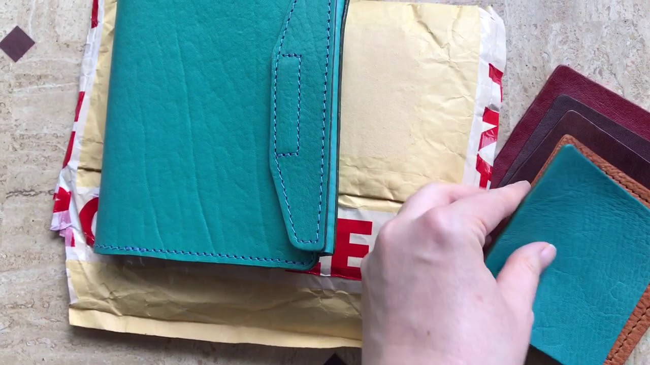 Unboxing Apple Pig Leather Art Travelers Notebook Wallet
