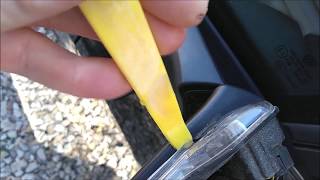 Volkswagen Golf mk7 side mirror turn signal light removal and install