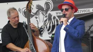 John Delalonde A Crest 2017