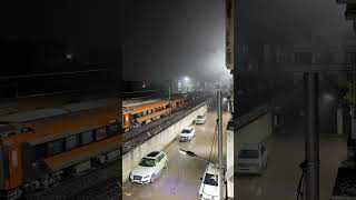 Gud Morning Lucknow walo #lucknow #lucknowcity #railway #rain #rainyday #music #bhojpuri #emotional