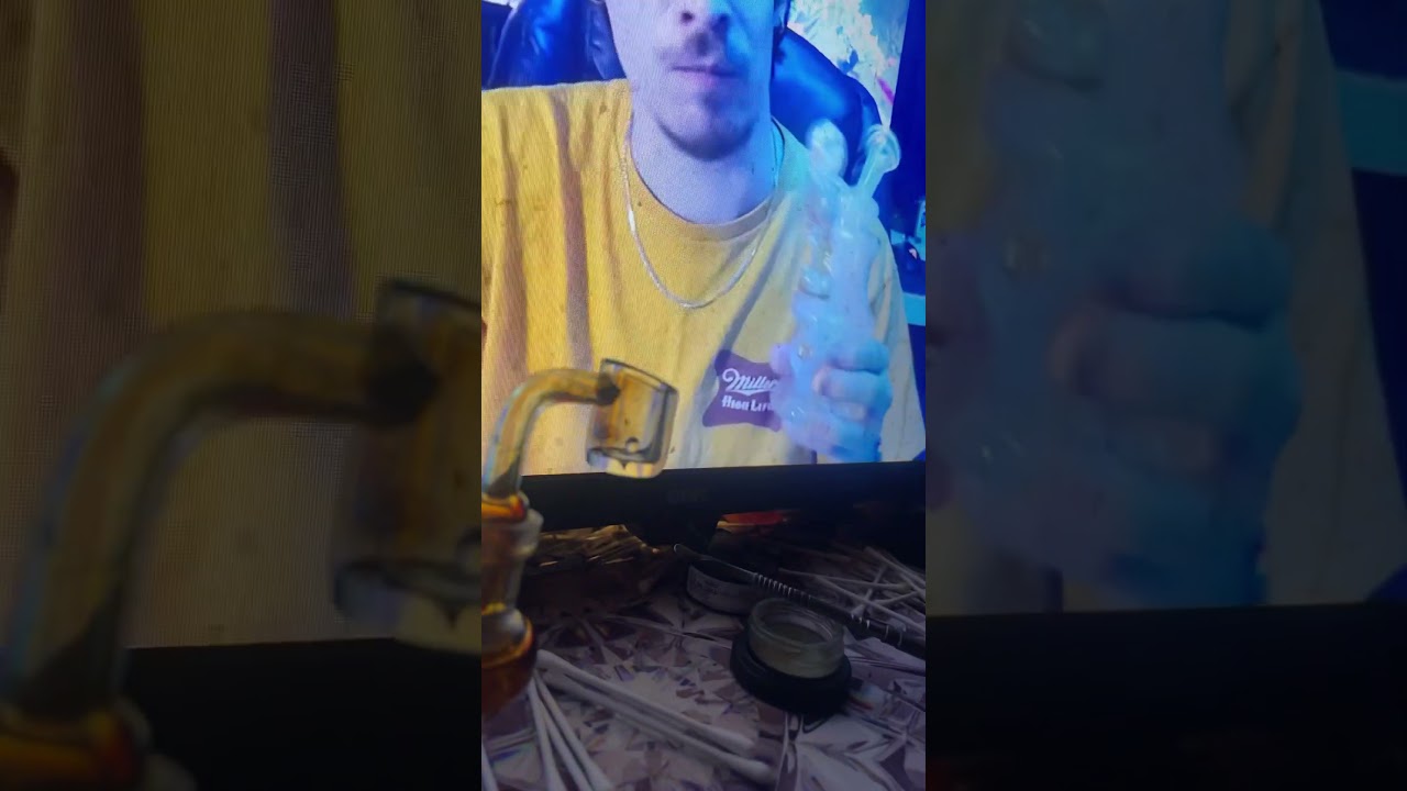 Dabskis while watch rawog oh yeaaaa 