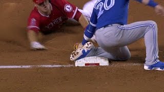 TOR@LAA: Trout swipes third on ridiculous slide