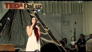 TEDxDaLuz - Isadora Migliori - Da física à consciência