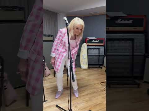 Готовимся к сольнику Л.А.Долиной. Найдете знакомого музыканта?