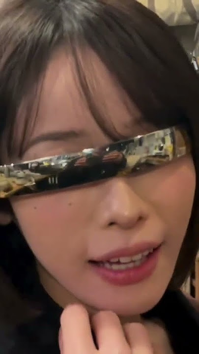 She’s cute, she’s sexy, and she knows it 😩🔥 Japanese model vibes on full display!