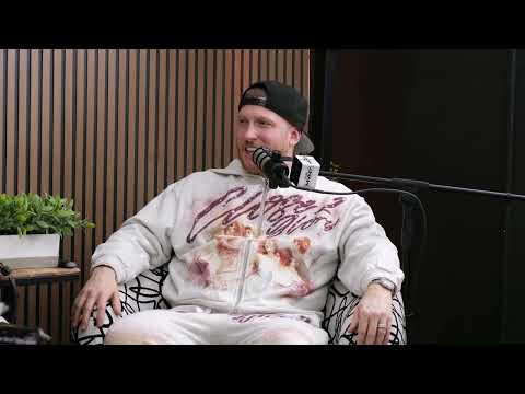 Chicago artist ​⁠@Memo600 on NY pizza vs Chicago 🍕, father of 5+ kids and sleep walking with a 🔫
