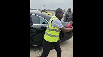 Mbinga Sir Wicknell Was Randomly Giving Money To Everyone He Met In Kenya Part 2 Chivhayo Kenya 