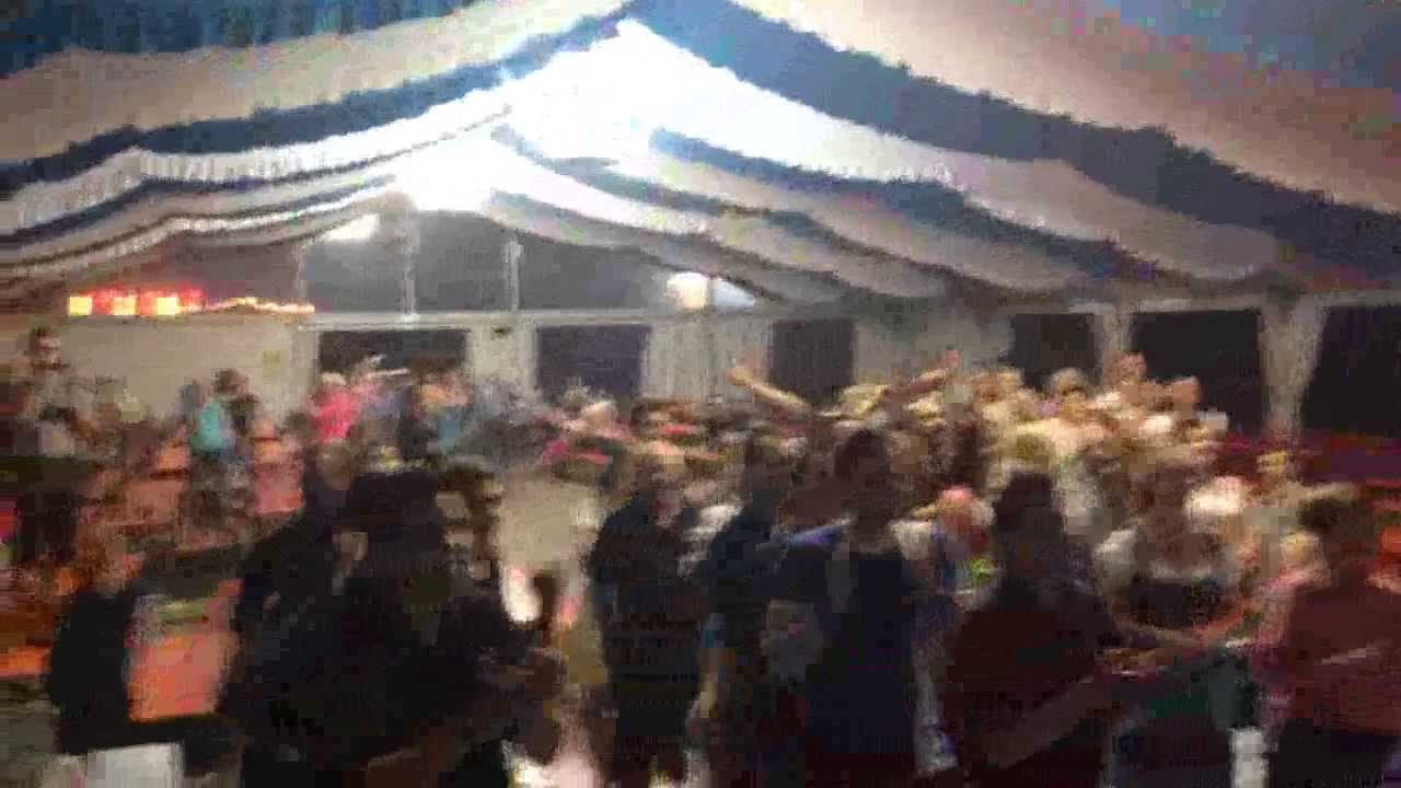 Das Demlinger Lied am 35-jährigen Gründungsfest des Würfelclub Demling