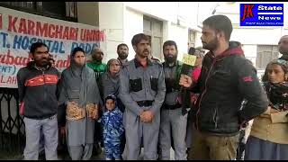 Doda, 22-11-2019.Safayi Karamchari Union Gmc Doda Demands For Their Full Salary And Also Demands Fo