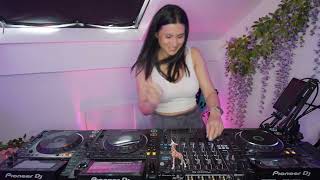 Download Lagu Deep Tech Drum \u0026 Bass DJ Mix 2025 🔊 | Becky Saif | Dark, Minimal, Rolling DnB Set MP3