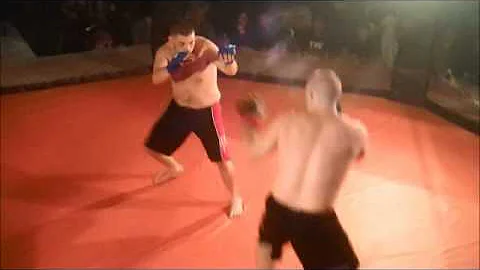 TWC 10   FIGHT   16 David Radabaugh vs Andy Carter