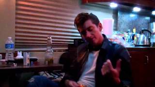Arctic Monkeys - How We Wrote 'I Bet You Look Good On The Dancefloor' chords