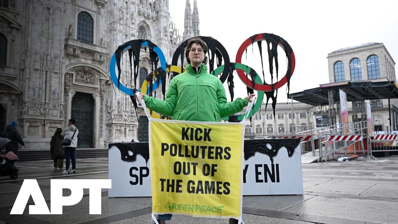 ‘Kick Polluters Out’ – Greenpeace Rallies in Milan Before Olympic Torch Arrival | APT