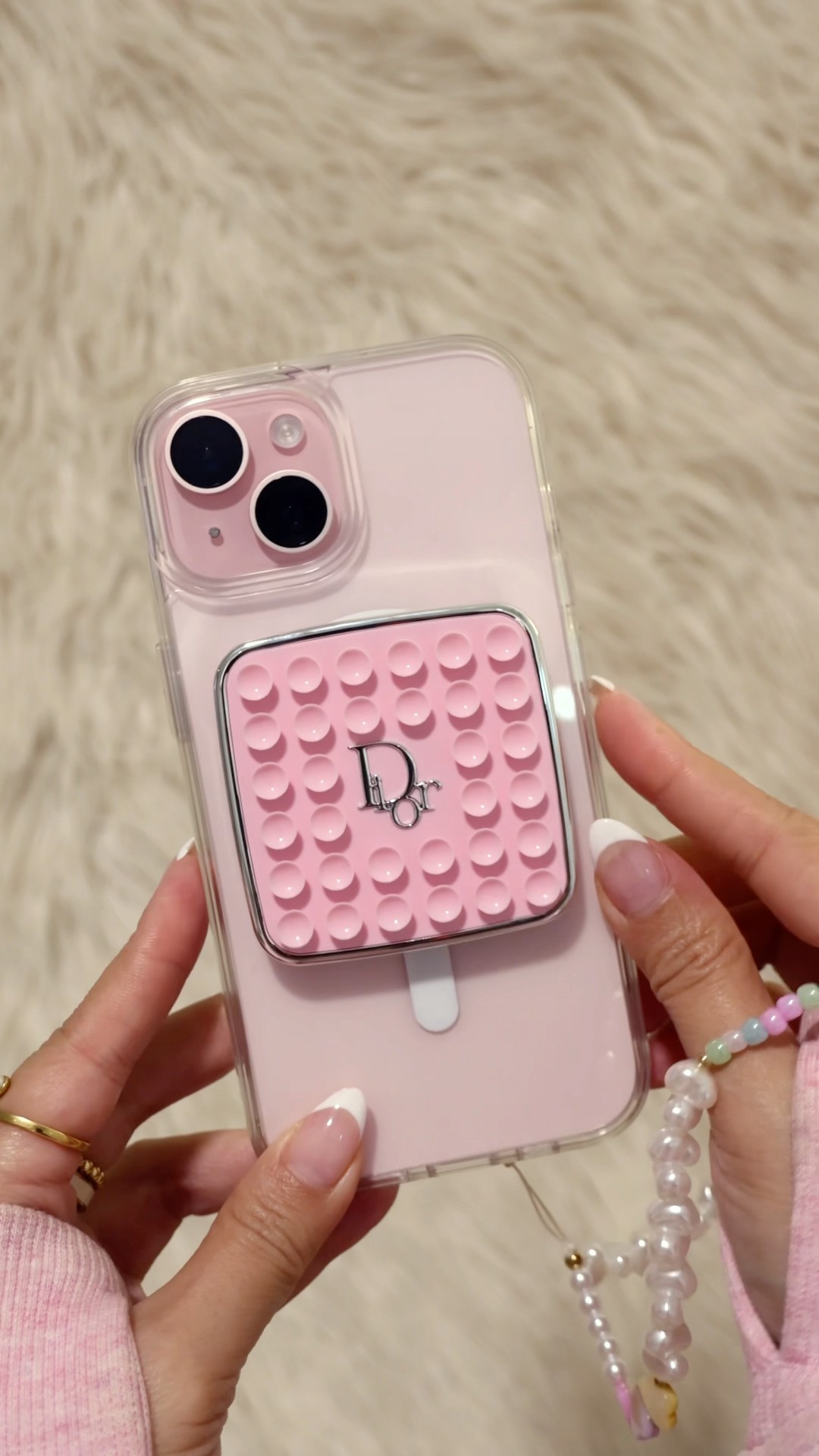 PINK iPhone 🎀 pretty DIOR phone suction accessory #iphone15 - YouTube